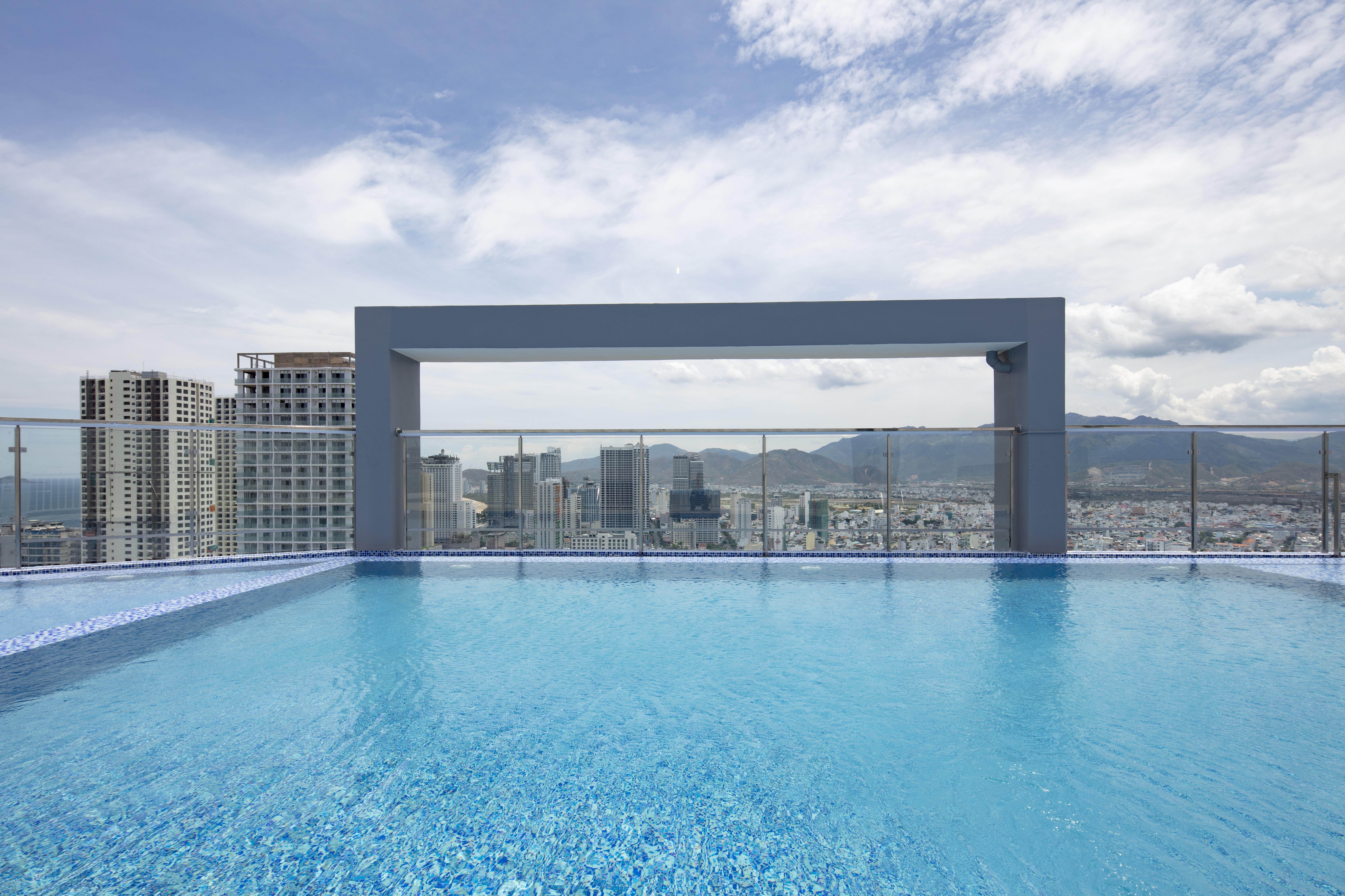 Dqua Hotel Να Τρανγκ Εξωτερικό φωτογραφία