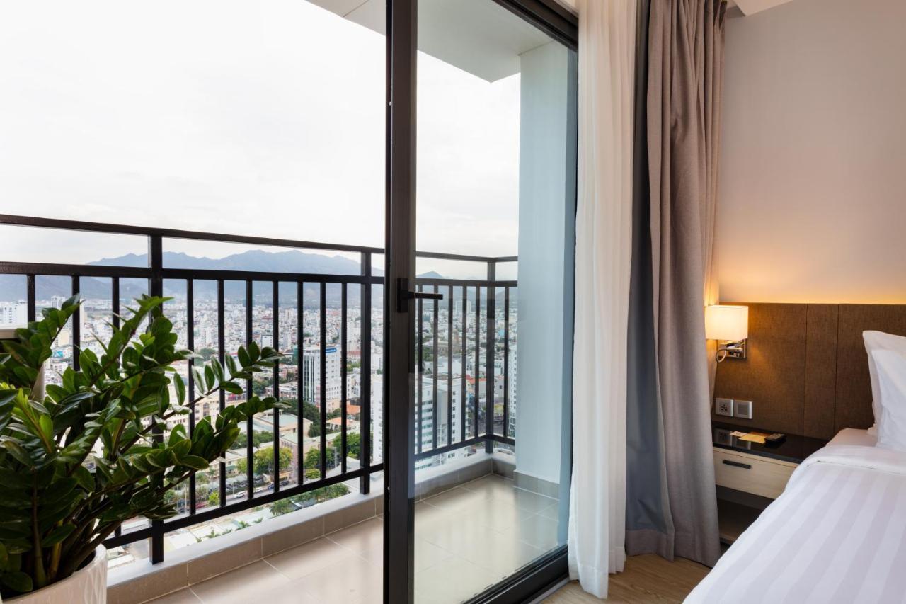 Dqua Hotel Να Τρανγκ Εξωτερικό φωτογραφία